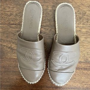Chanel leather espadrilles grey size 40